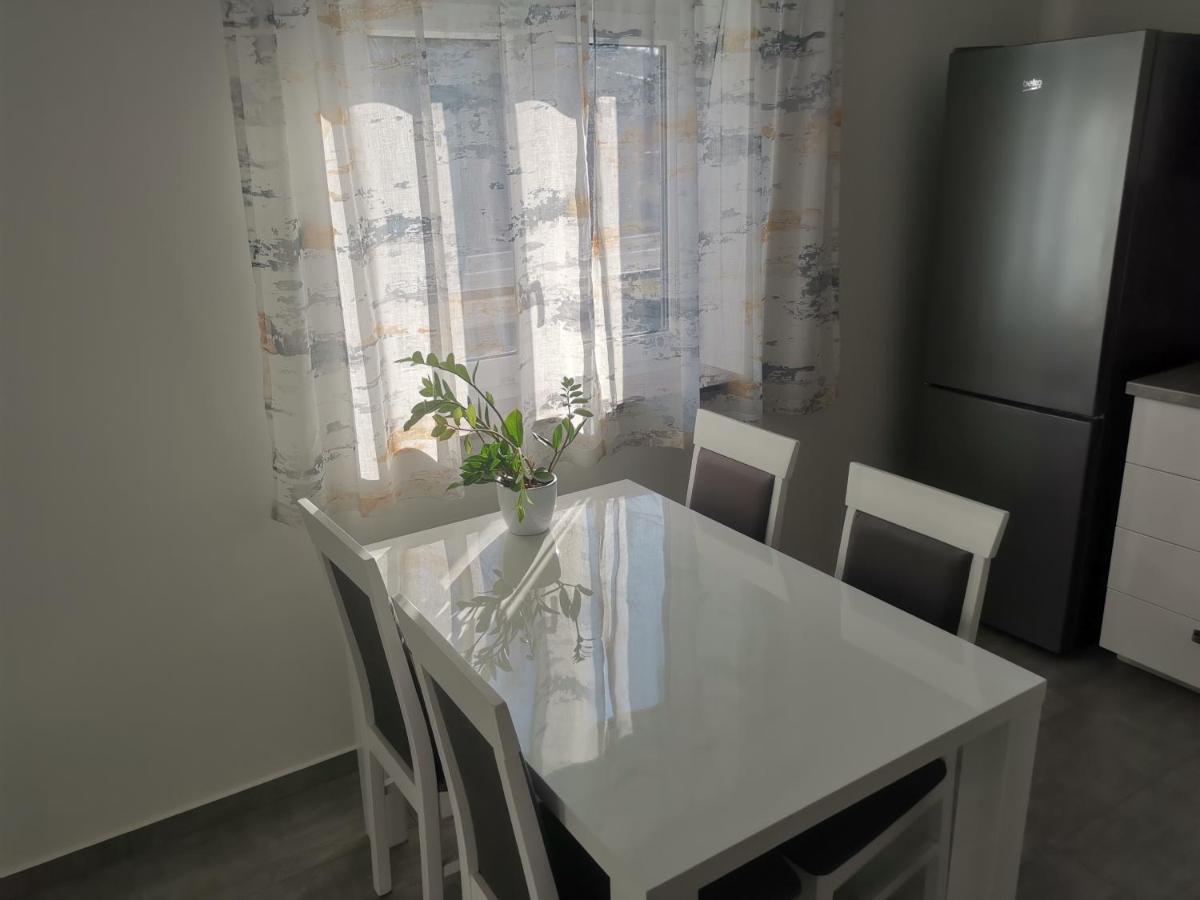 Apartman Marie Cavle Exterior photo